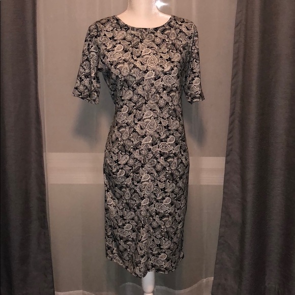 LuLaRoe Dresses & Skirts - EUC L LuLaRoe Julia